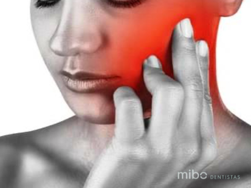 Infección en los implantes dentales
